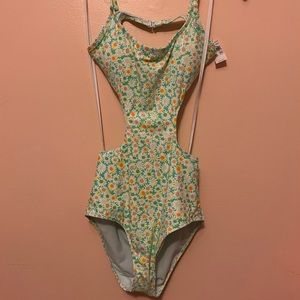 Cutout one piece swim suit (small LONG)